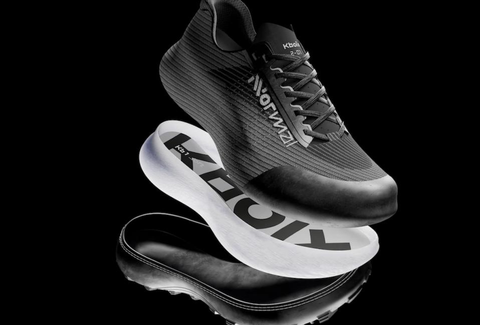Une chaussure avec 3 semelles interchangeables pour Nnormal