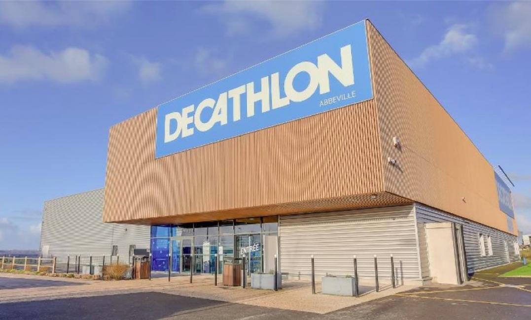 Decathlon cède les murs de 27 de ses magasins français