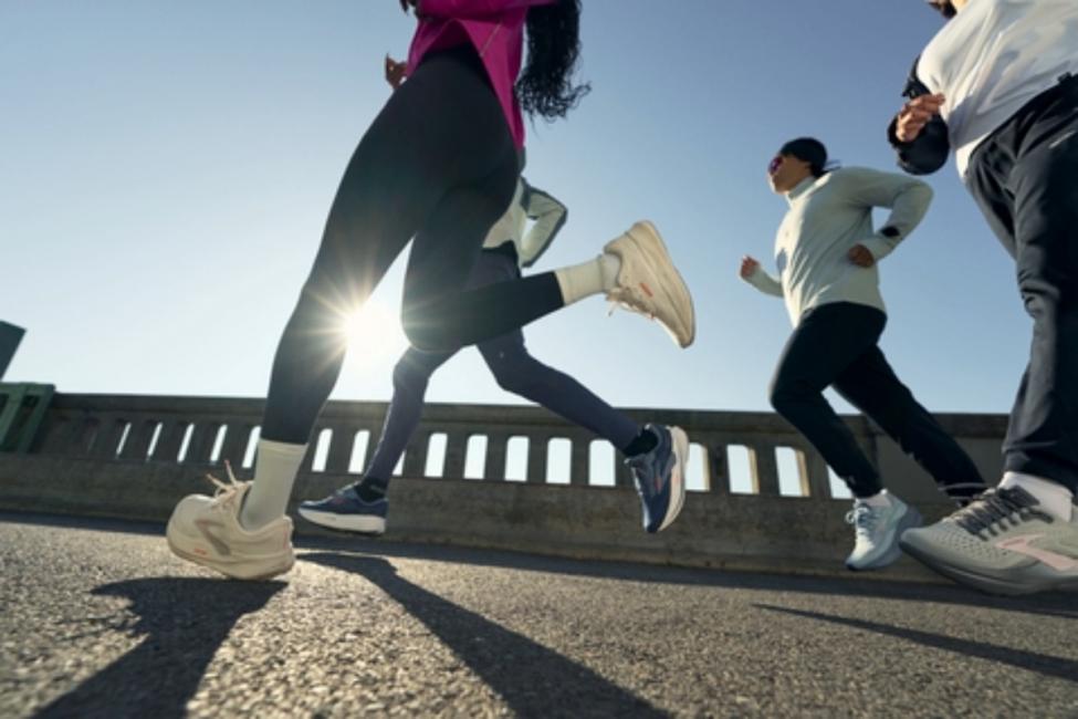 Brooks accélère très sensiblement son rythme