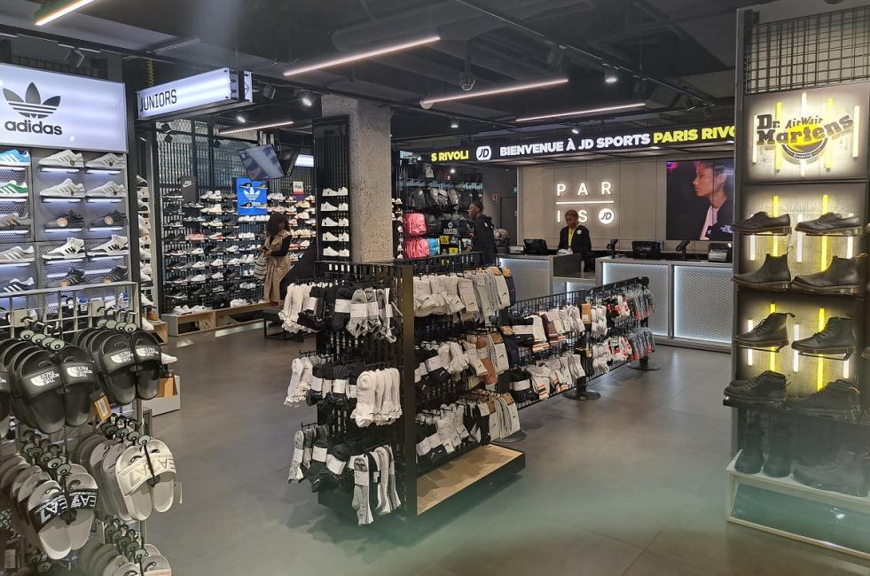 JD Sports se montre prudent sur son bénéfice annuel