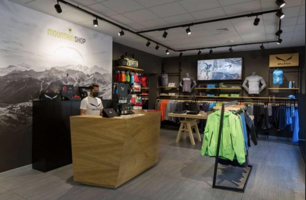 Où seront implantés les prochains Mountain Shops Oberalp en France ? 