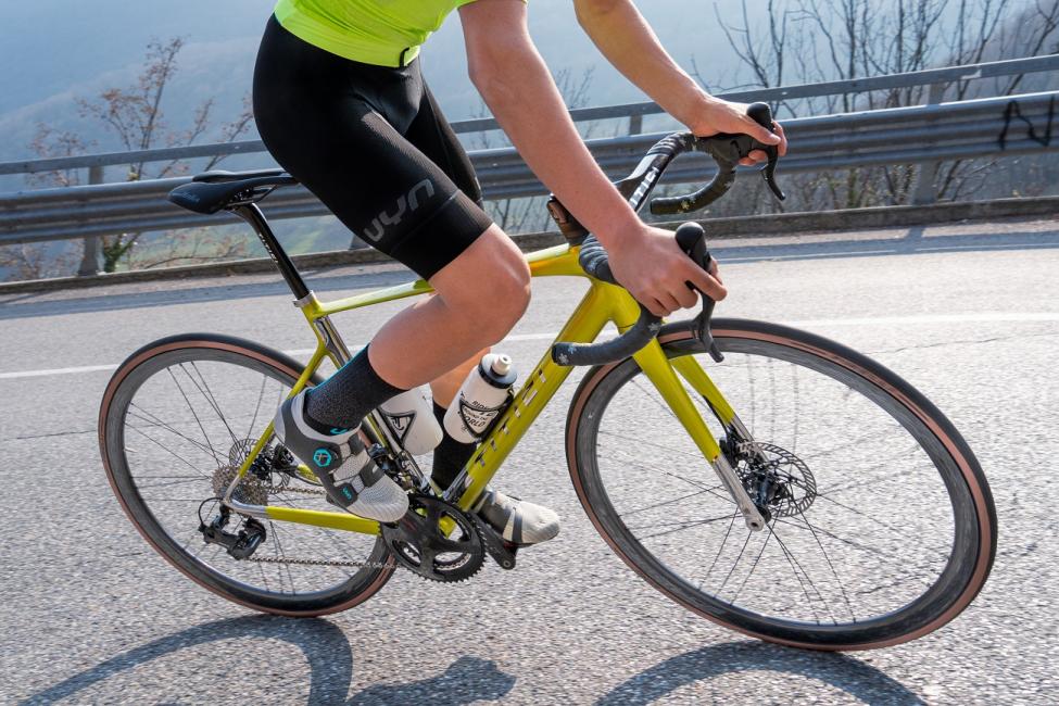 Uyn met le pied dans la chaussure de vélo avec des produits innovants