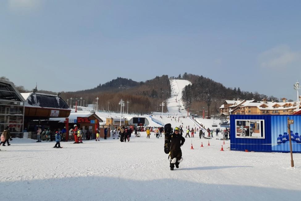 L’essor de la pratique du ski se poursuit en Chine