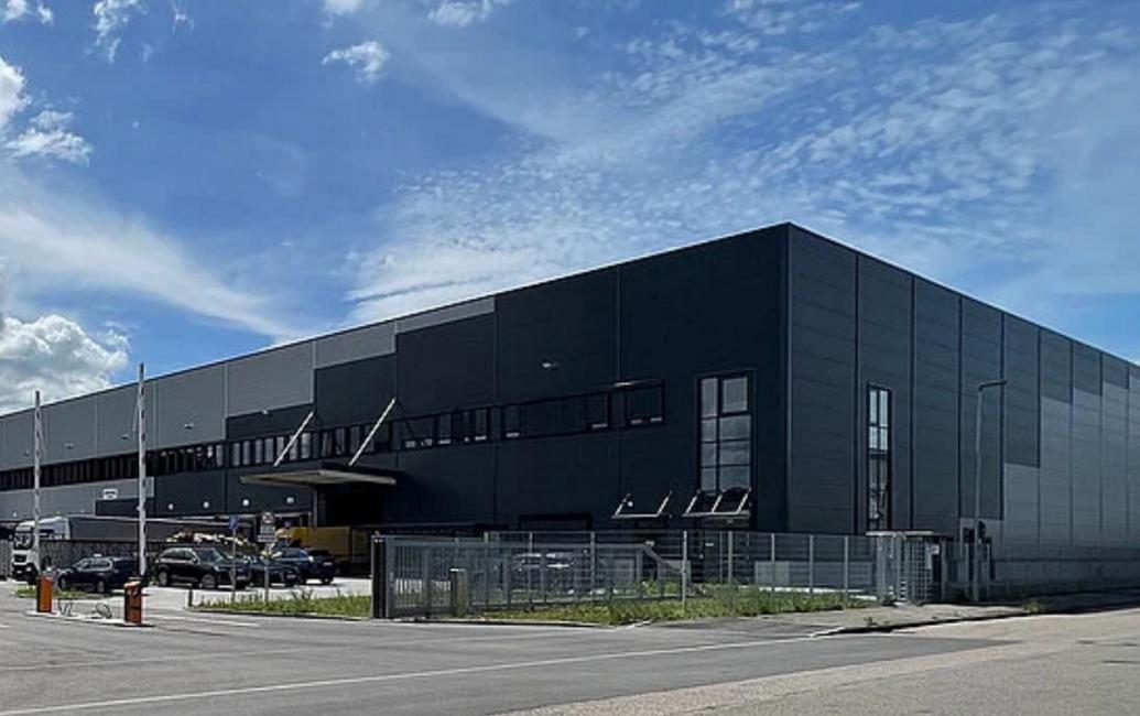 Signa Sports United ouvre un nouveau centre de stockage