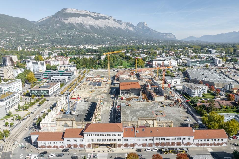 Premières enseignes pour Neyrpic à Grenoble