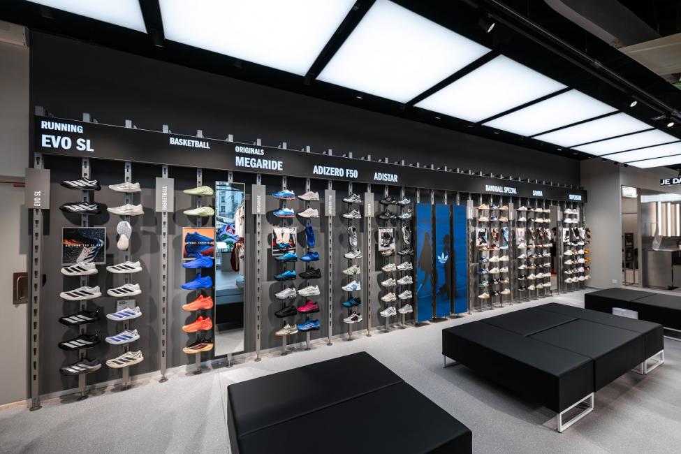 Adidas (Westfield Paris Les Halles)