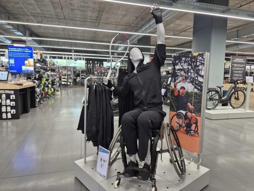 Decathlon veut faire connaitre sa gamme de produits pour les personnes en situation de handicap