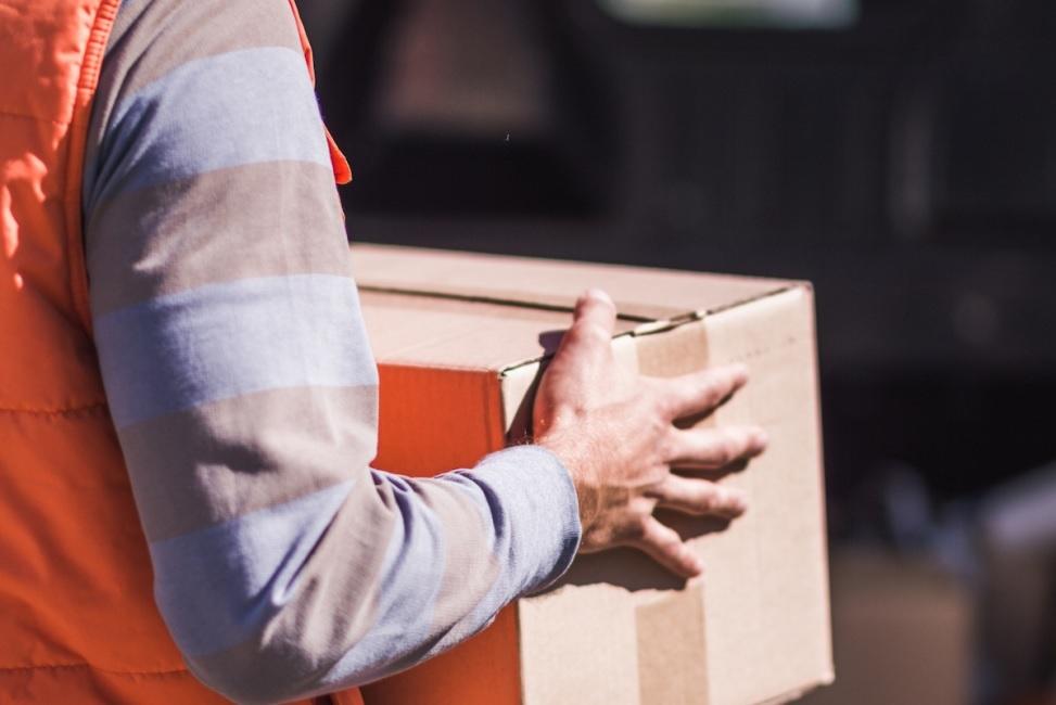 L’Europe instaure une taxe douanière sur les petits colis au 1er juillet 2026