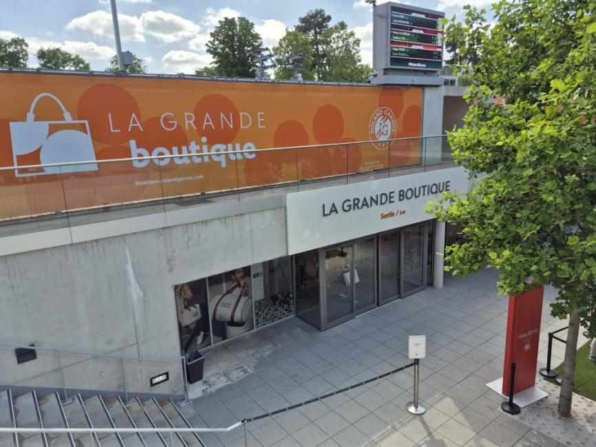 Le Mégastore de Roland-Garros tourne à plein régime