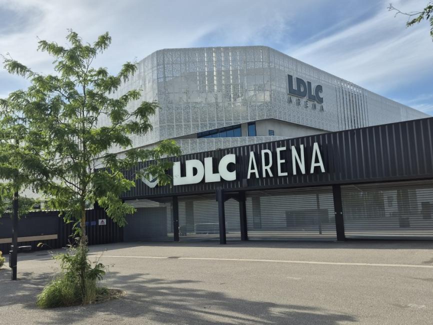 Nice perd le pôle glace après avoir réduit l’accueil du hockey au seul tournoi féminin
