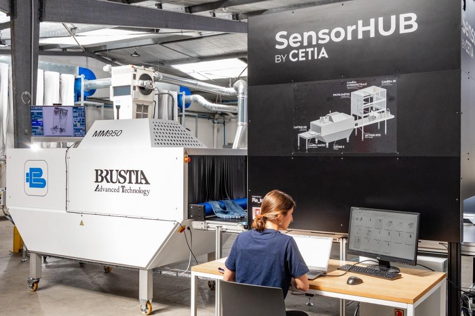 Le CETIA présente une cellule de tri intelligente et automatisée