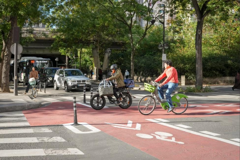 Paris : 200 millions d’euros pour étendre et sécuriser le réseau cyclable