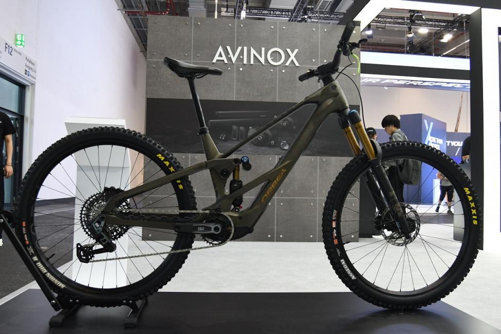 Avinox fait rugir son moteur