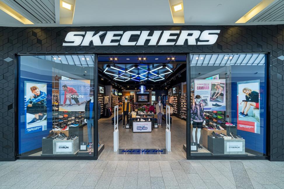 Skechers vise les 10.000 magasins à travers le monde