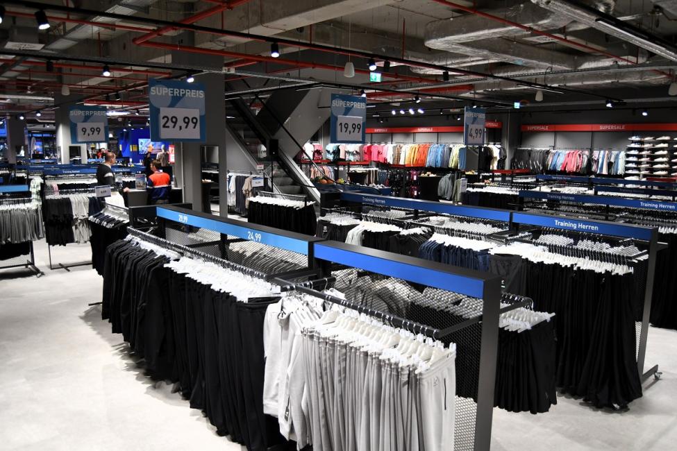 Intersport (Halle)