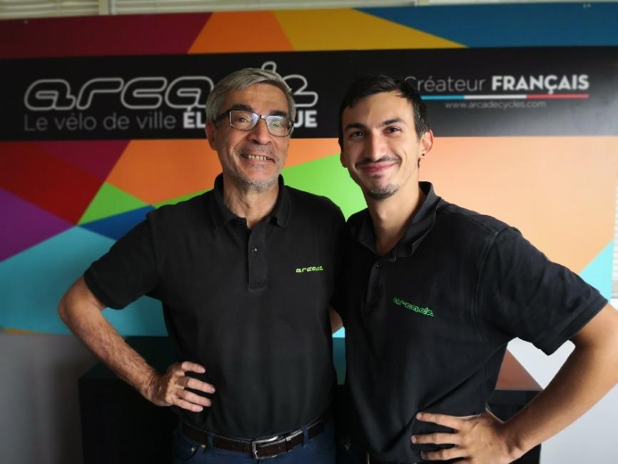 Passage de relais en famille chez Arcades Cycles