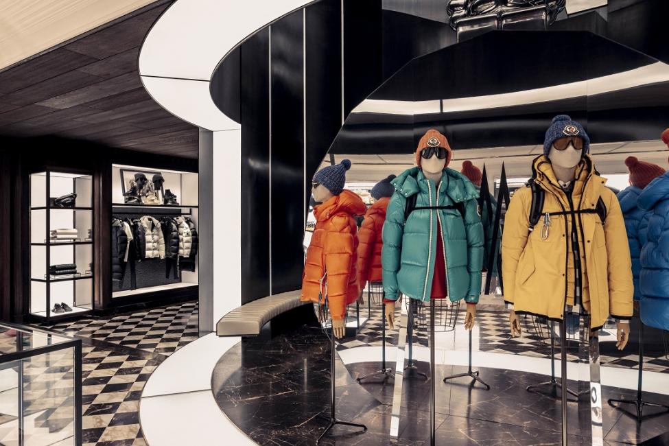 Moncler (Champs-Elysées Paris)